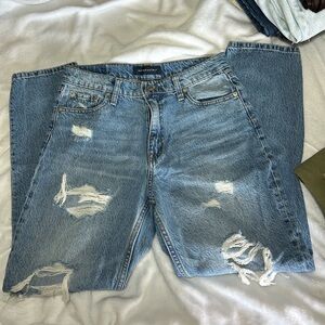 Aeropostale Ripped Mom jeans